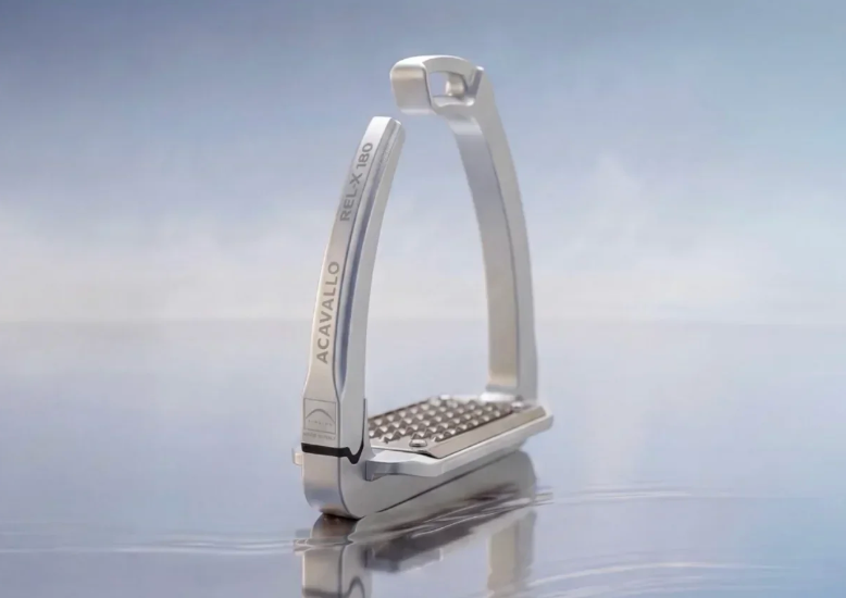 Estribos Acavallo: seguridad, confort y tecnología para montar con confianza