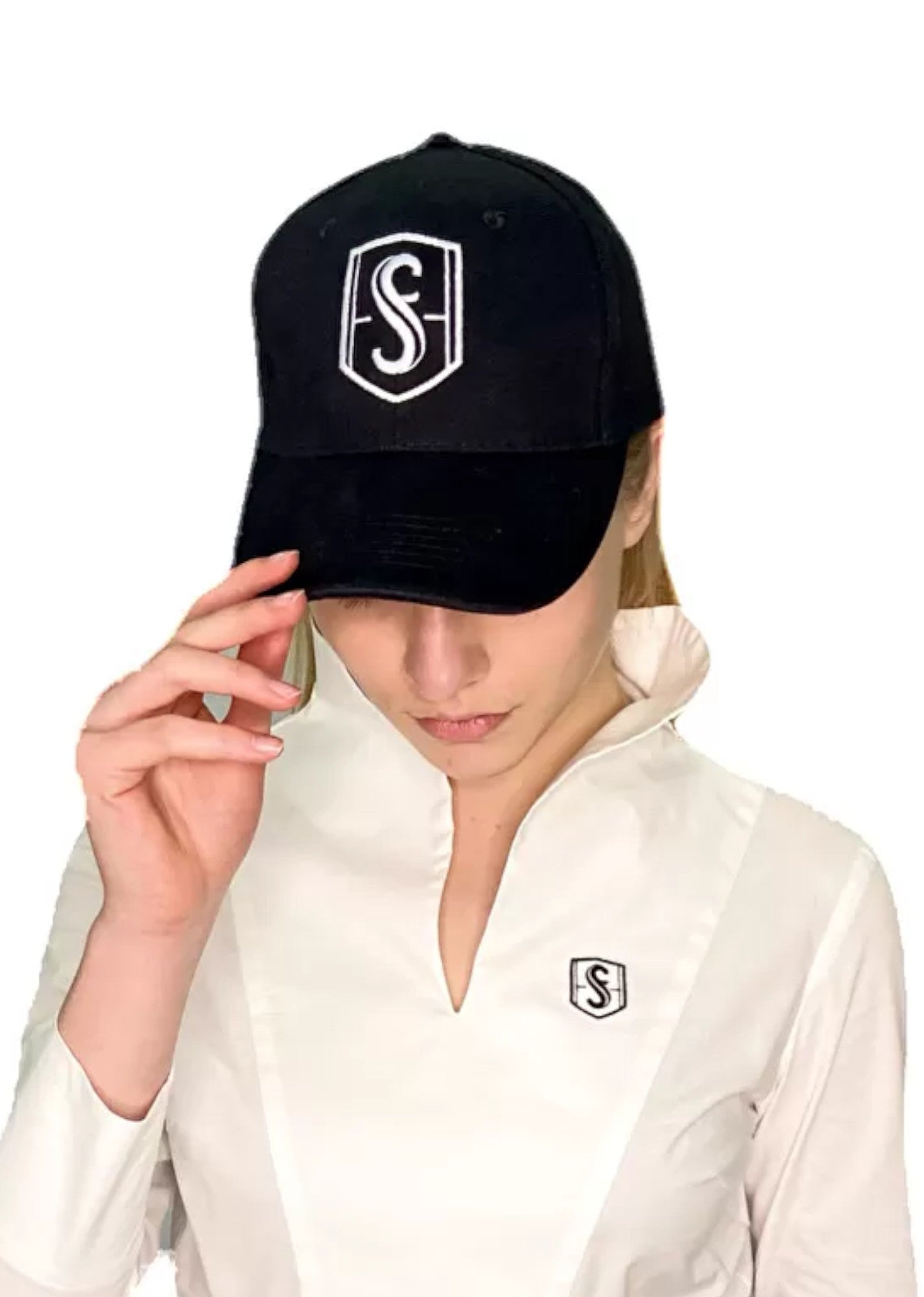 Gorra de algodón con correa de ajuste - Negro